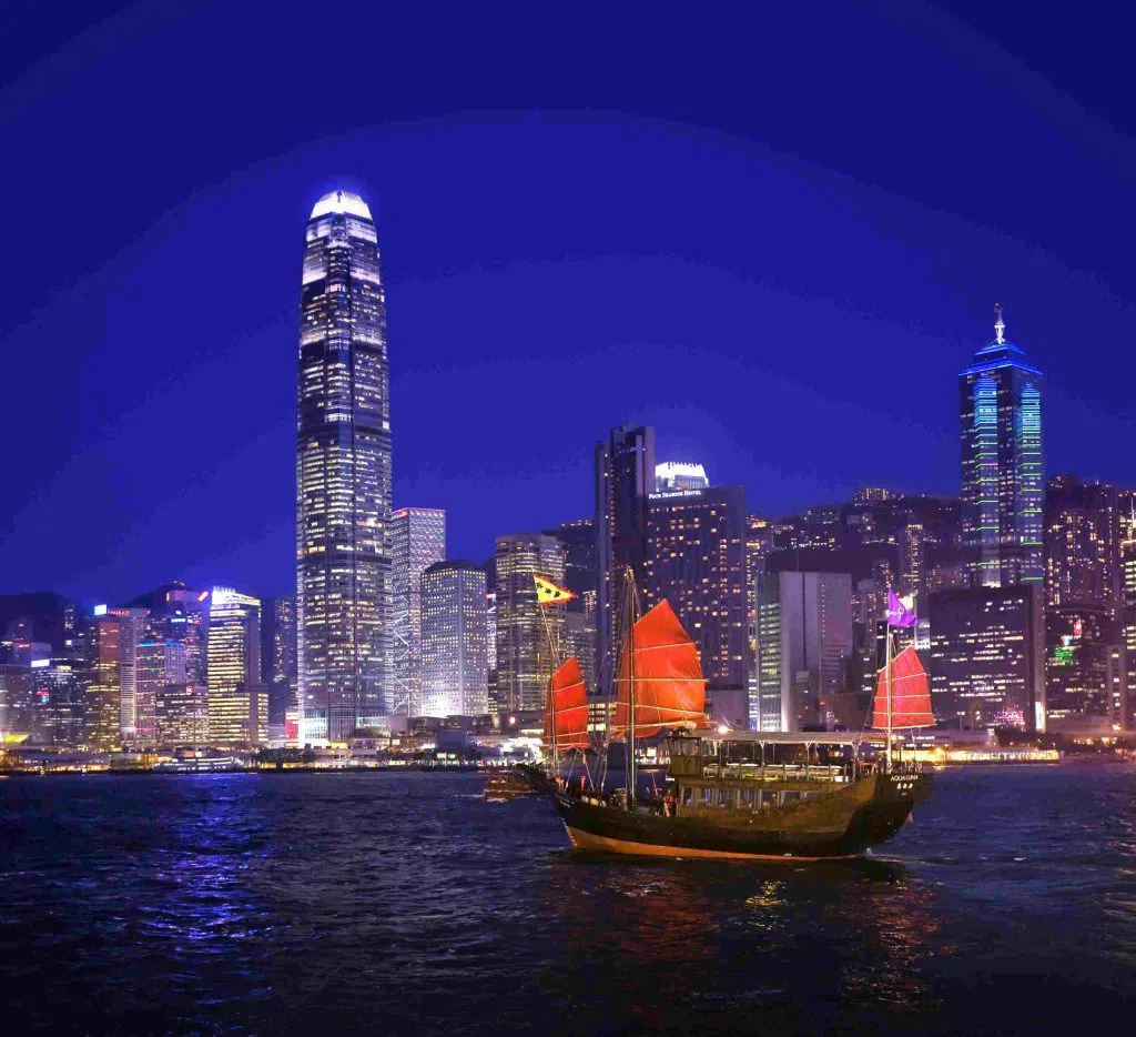Aqua Luna, Hong Kong