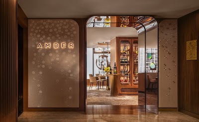 Amber, Hong Kong